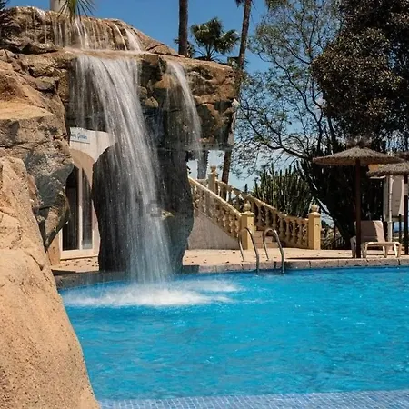 Imperial Park Sea View Retreat דירה קלפה
